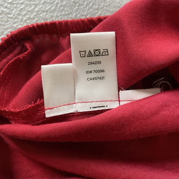 LOFT Blouse Sleeveless Pleated Neckline Bubble Hem Gold Zipper Back Womens M Red - Picture 9 of 9